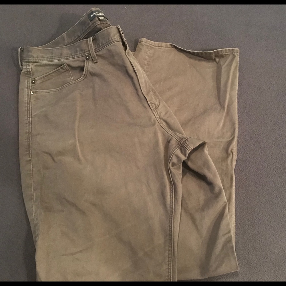 ‼️Bundle & Save‼️ BANANA REPUBLIC 35/30